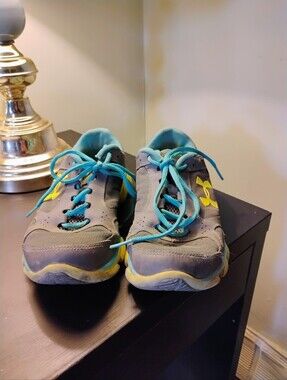 Under Armour Women's Gray and Teal Athletic Shoes